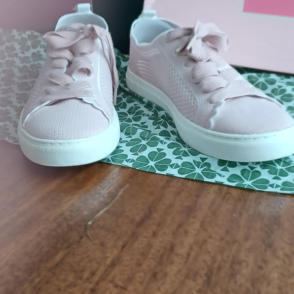 Kate Spade shoes, worn out 1 time. - Picture 5 of 6